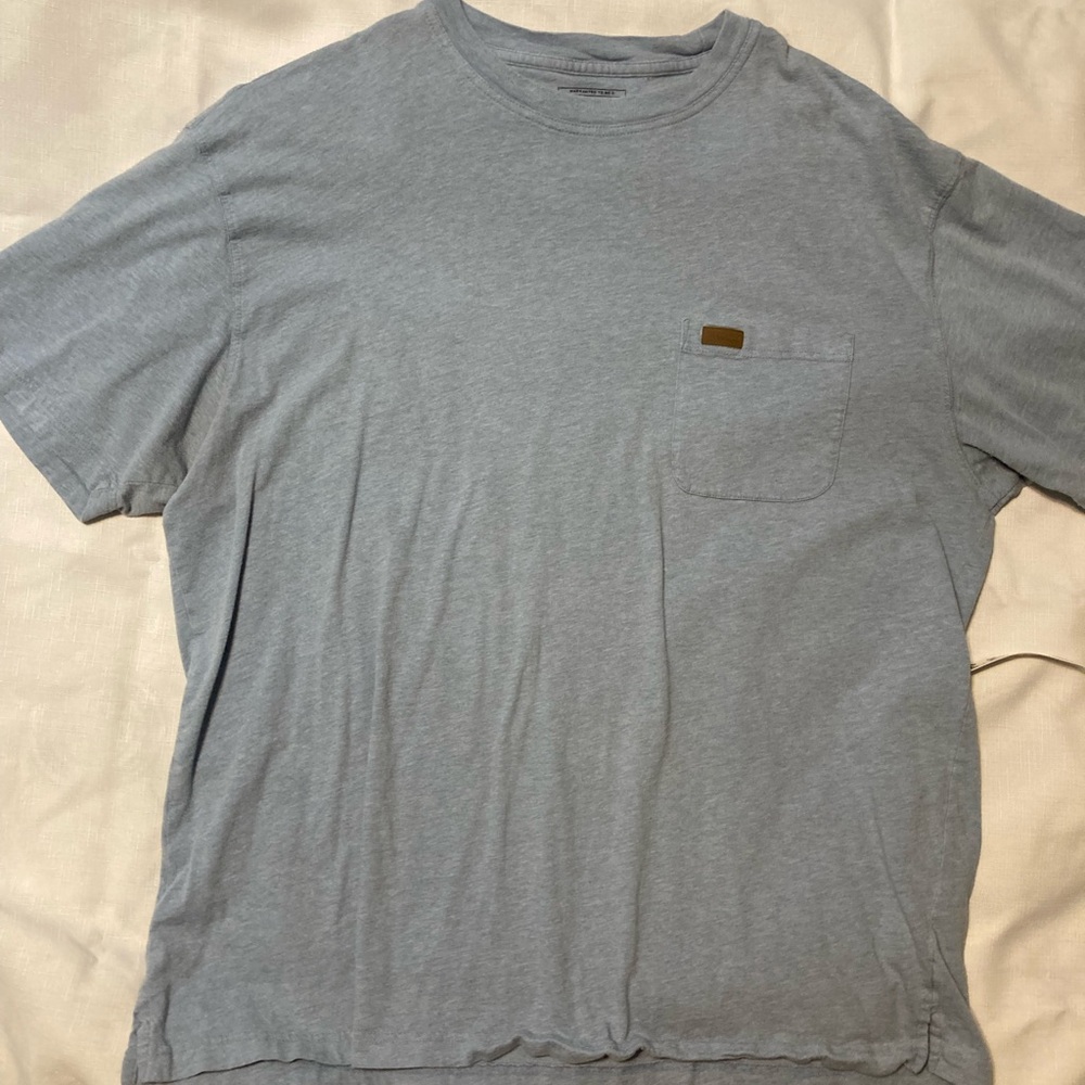 Pendleton Mens T-shirt in a size XL. The color is a soft blue.